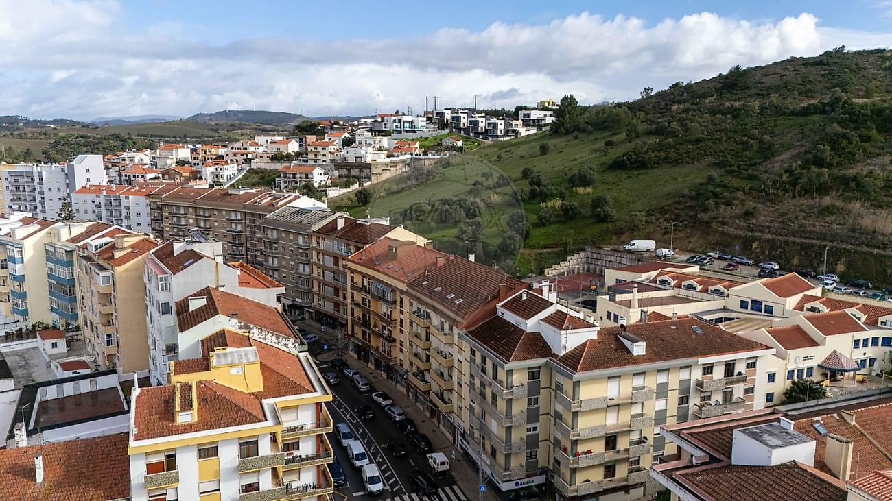 Apartamento T4 à venda em Torres Vedras (São Pedro, Santiago, Santa Maria do Castelo e São Miguel) e Matacães, Torres Vedras — foto 38