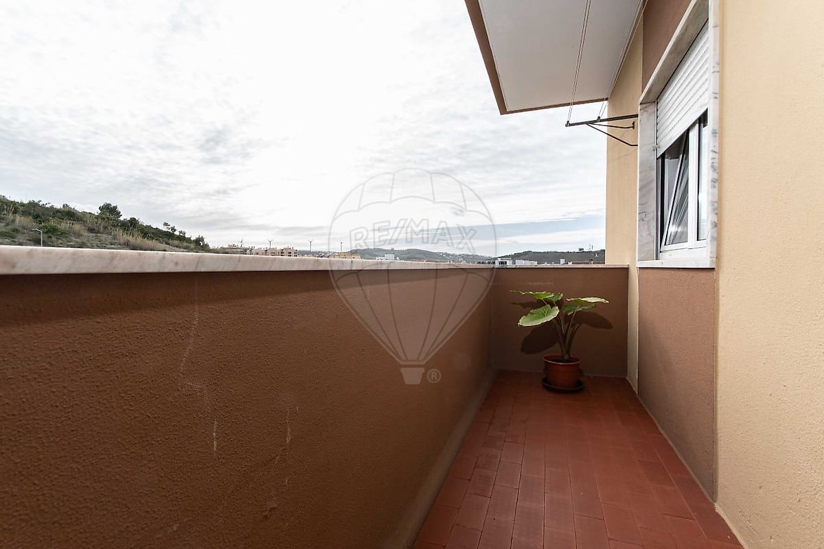 Apartamento T4 à venda em Torres Vedras (São Pedro, Santiago, Santa Maria do Castelo e São Miguel) e Matacães, Torres Vedras — foto 14