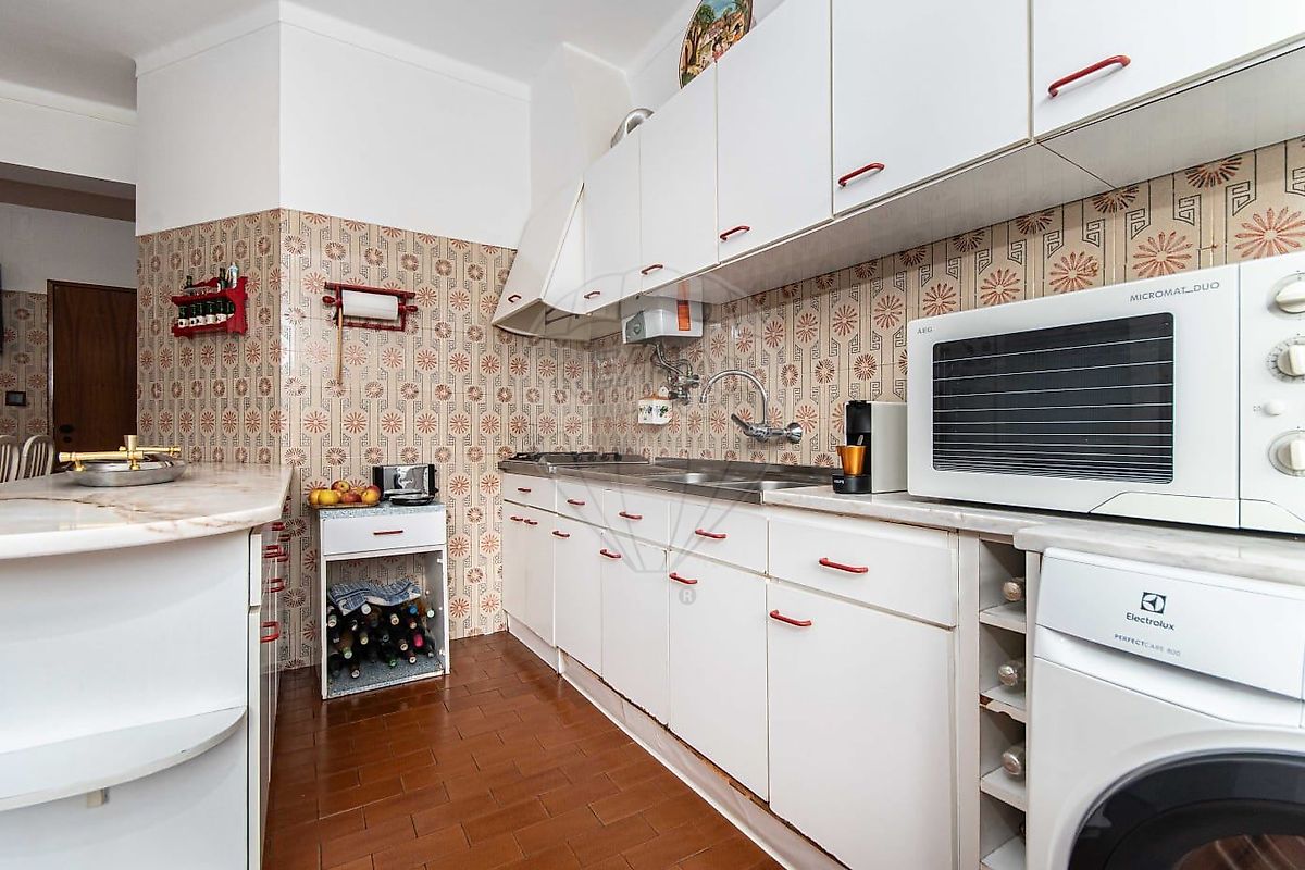 Apartamento T4 à venda em Torres Vedras (São Pedro, Santiago, Santa Maria do Castelo e São Miguel) e Matacães, Torres Vedras — foto 3