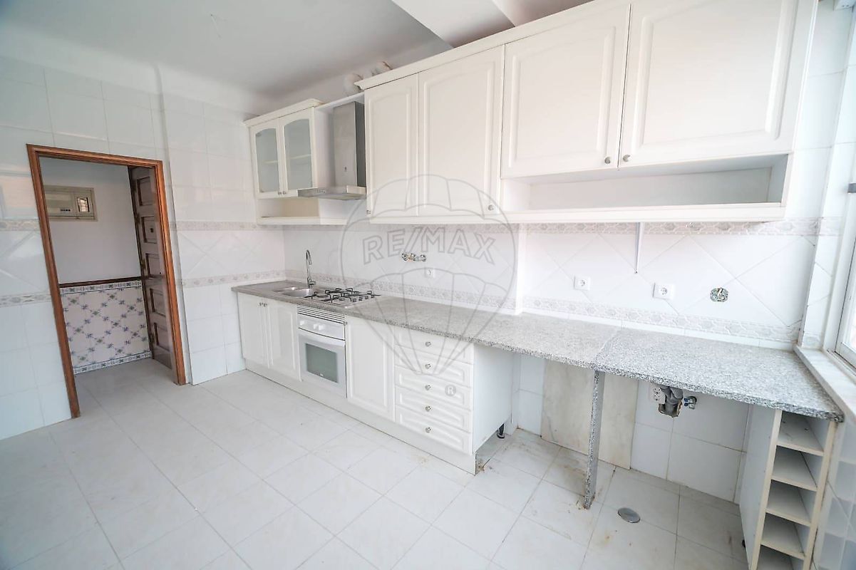 Apartamento T3 à venda em Falagueira-Venda Nova, Amadora — foto 4