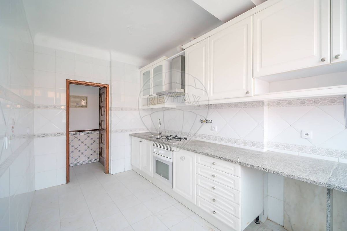 Apartamento T3 à venda em Falagueira-Venda Nova, Amadora — foto 3