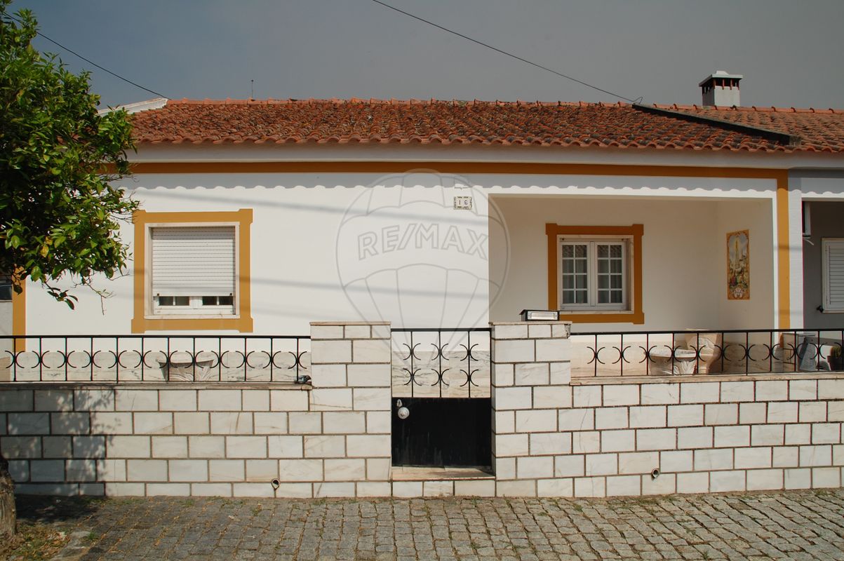 Moradia T2 para venda