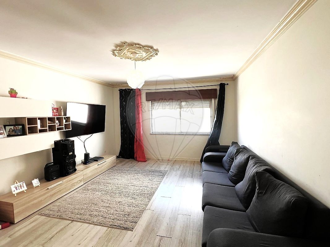 Apartamento T3 à venda em Montijo