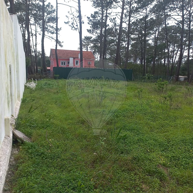 Terreno à venda em Sesimbra