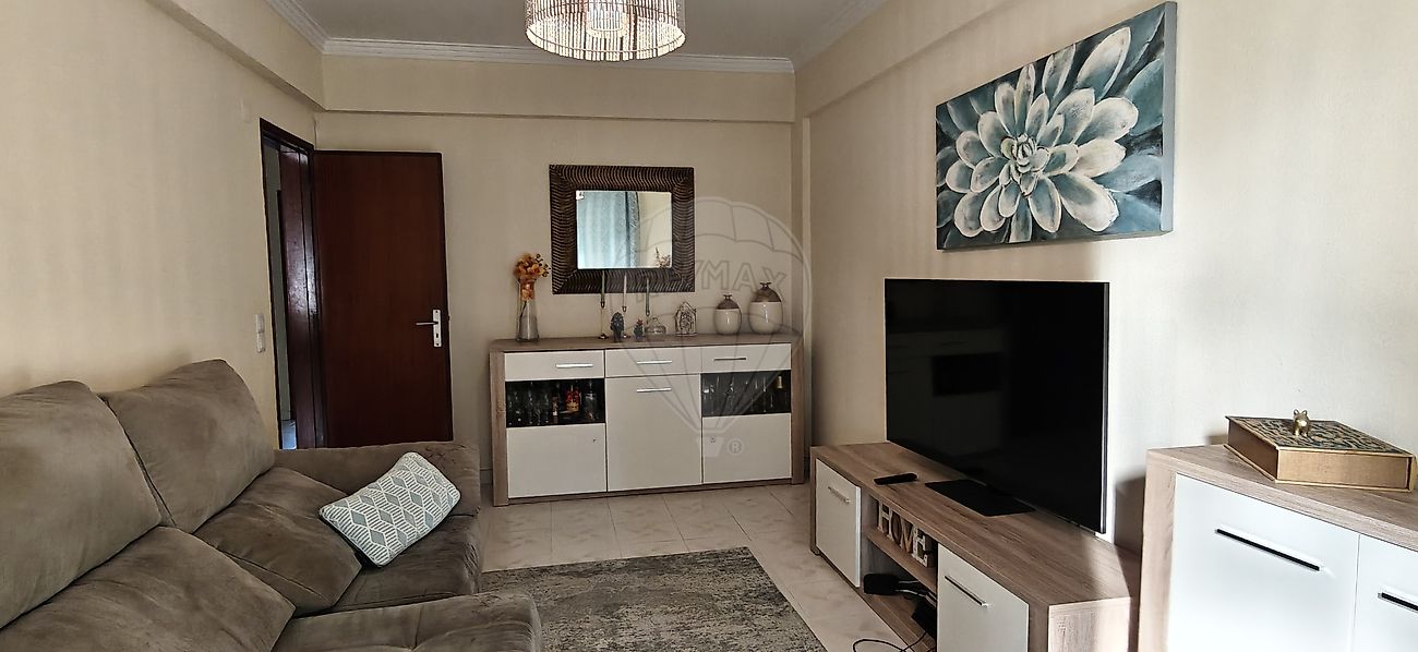 Apartamento T3 à venda em Seixal