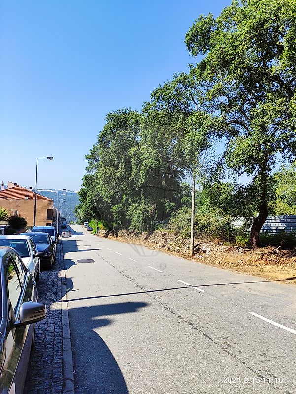 Land for sale in Gondomar, Portugal — €750,000