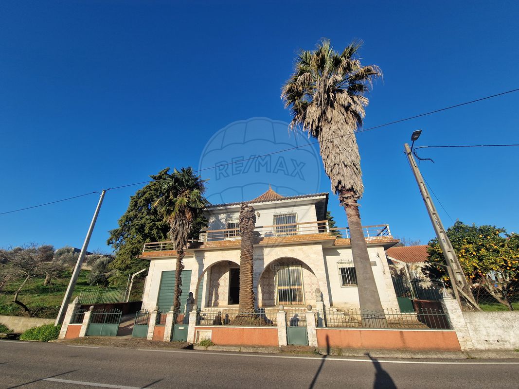listing 125281055-39 picture-0