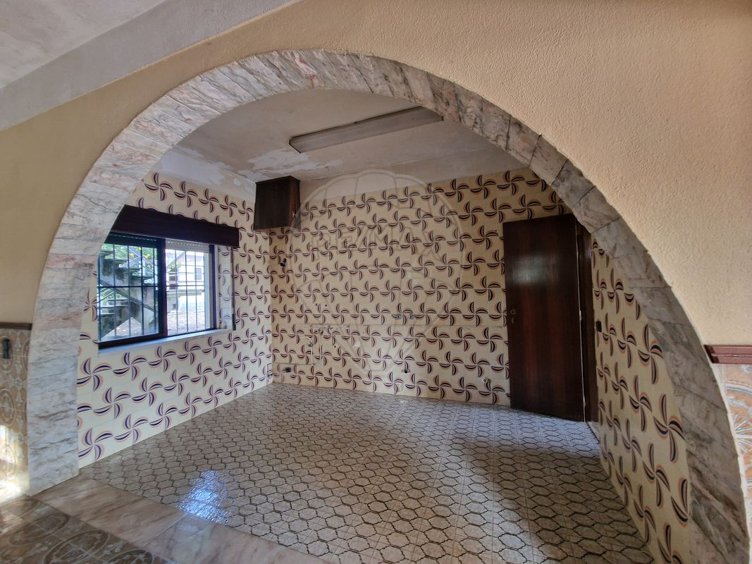listing 125281055-39 picture-0