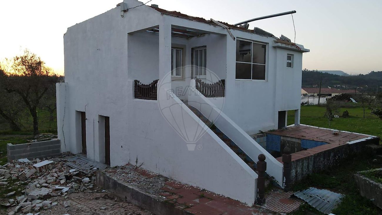 Moradia T3 - Pussos São Pedro, Alvaiázere, Leiria