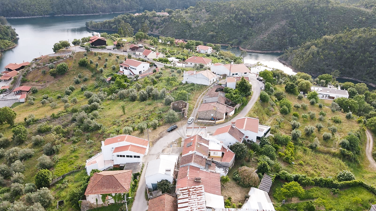 Terreno - Serra e Junceira, Tomar, Santarém