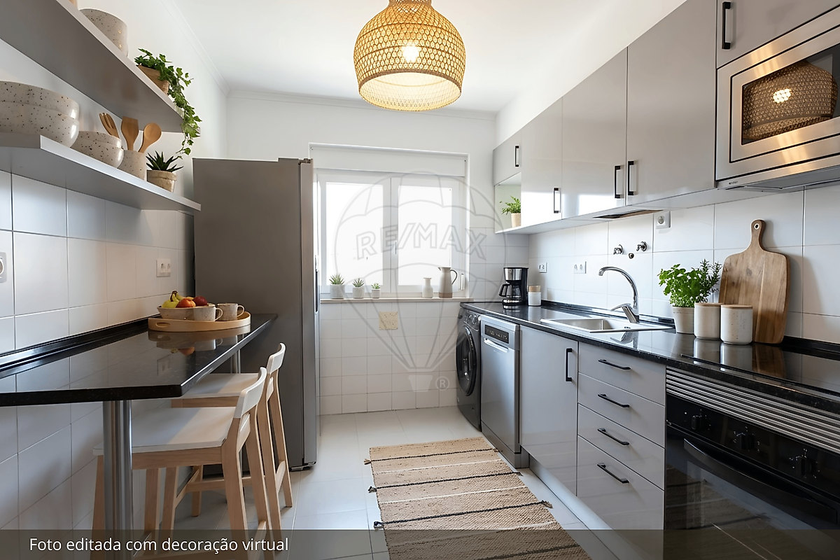 Apartamento T2 à venda em Amadora