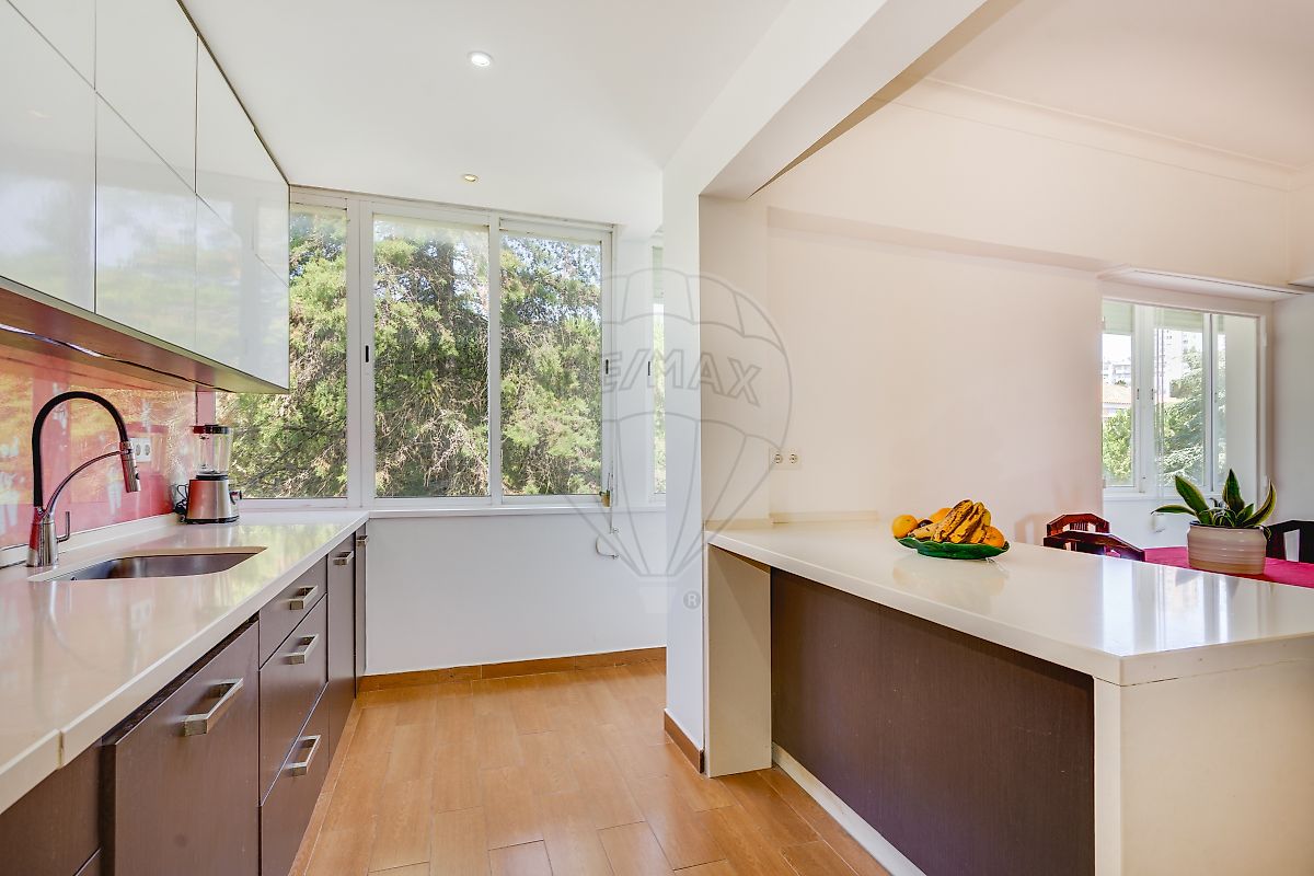 Apartamento T3 à venda em Sintra