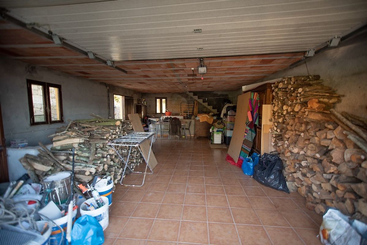 listing 125311026-47 picture-0