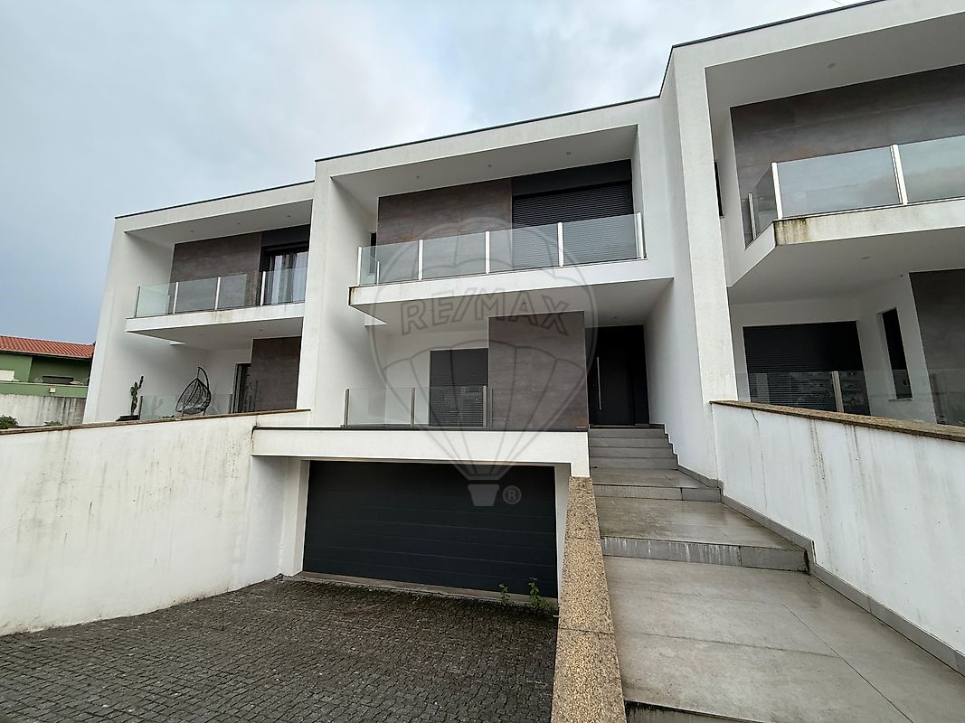 Moradia T3 para venda