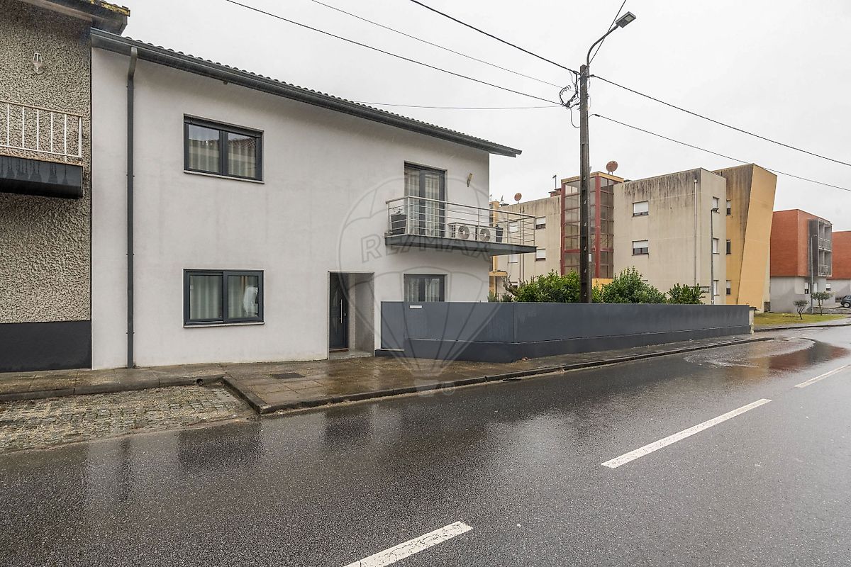 Moradia - Póvoa de Lanhoso (Nossa Senhora do Amparo), Póvoa de Lanhoso, Braga
