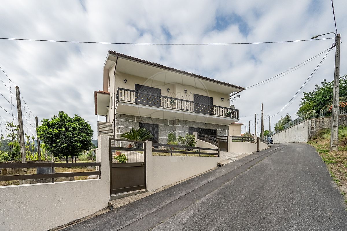 Moradia - Agrela e Serafão, Fafe, Braga