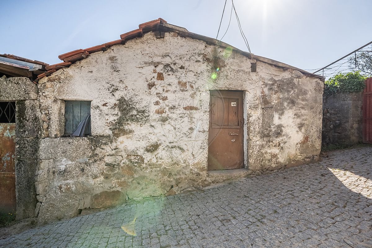 Moradia - Calvos e Frades, Póvoa de Lanhoso, Braga