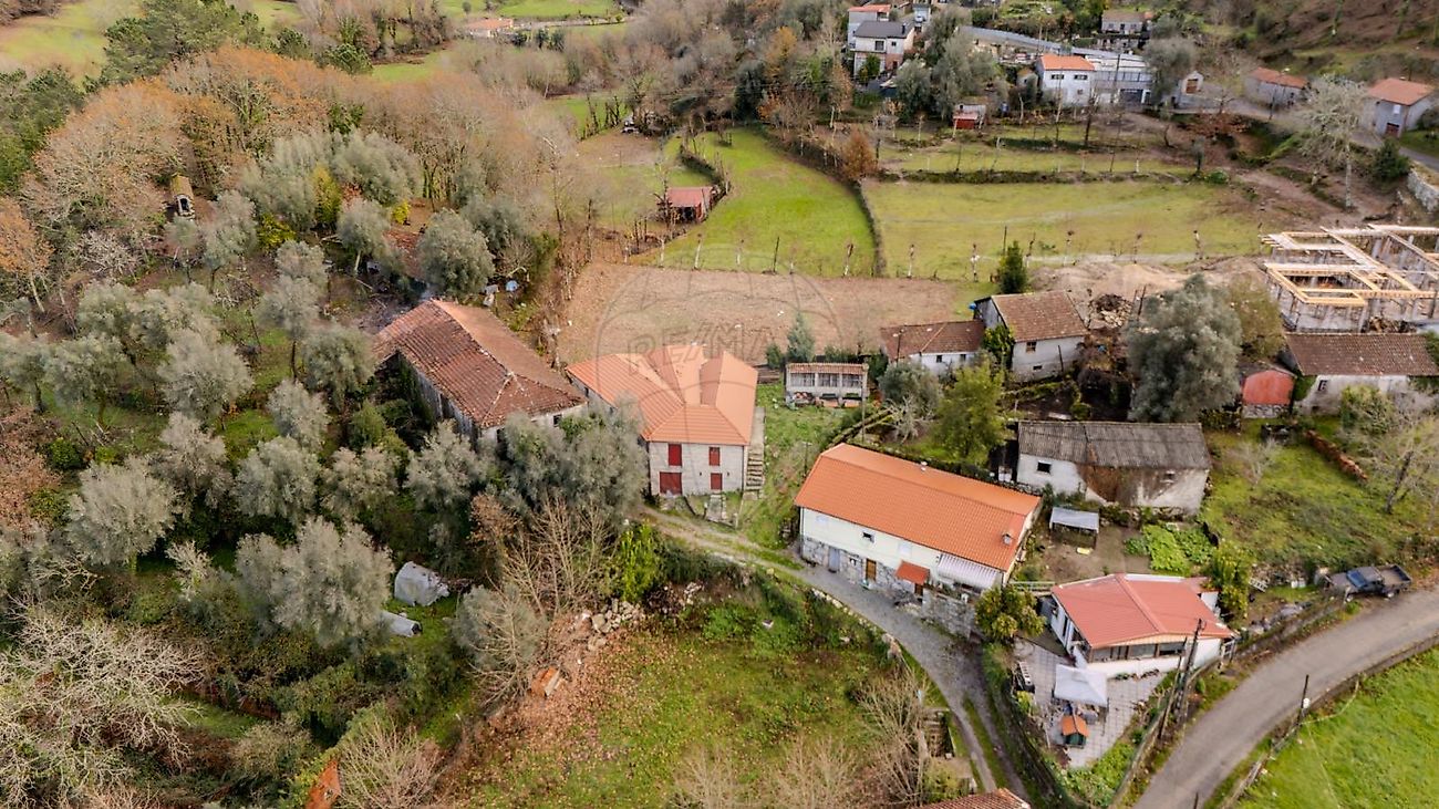 Moradia T6+ à venda em Cantelães, Vieira do Minho — foto 8