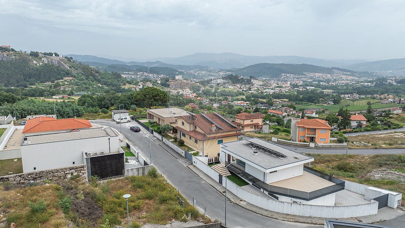 Moradia T6+ à venda em Lanhoso, Póvoa de Lanhoso — foto 13