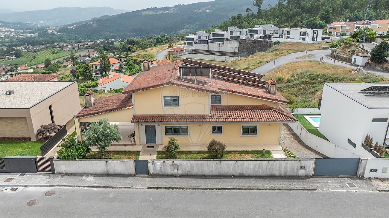 Moradia - Lanhoso, Póvoa de Lanhoso, Braga