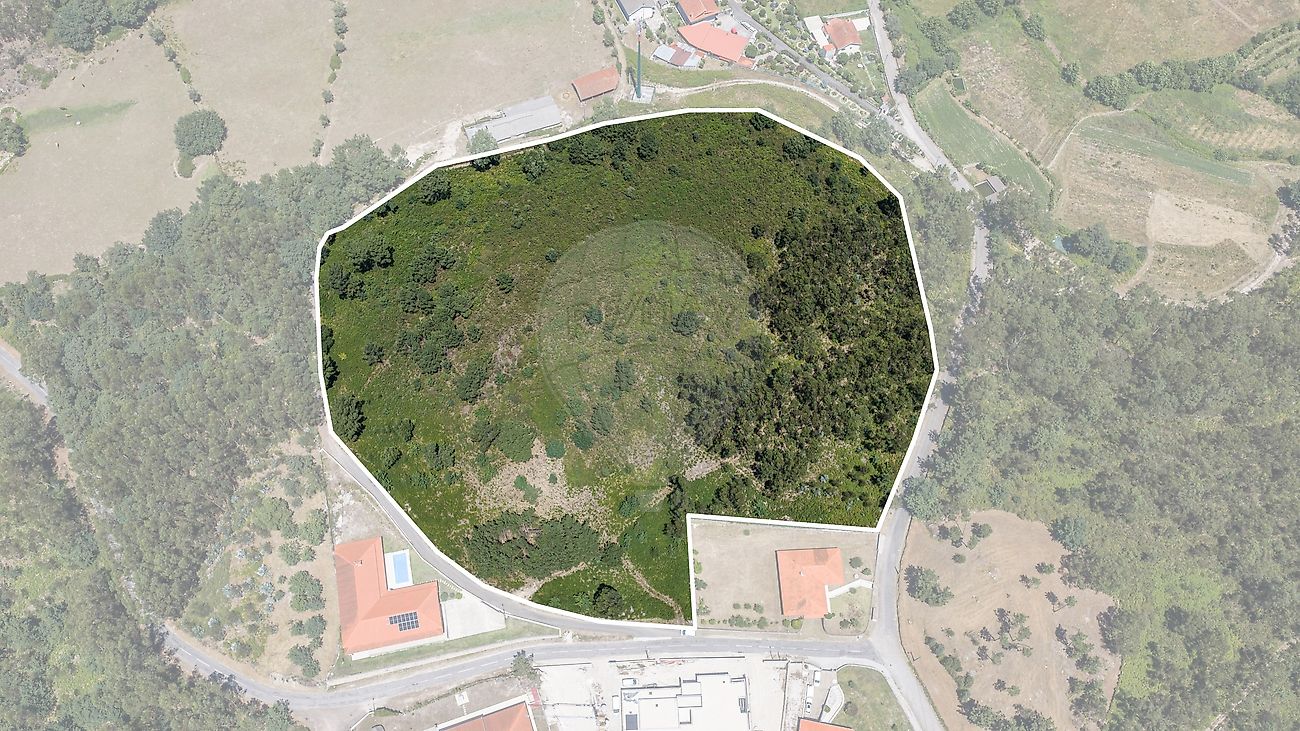 Terreno - Travassos, Póvoa de Lanhoso, Braga
