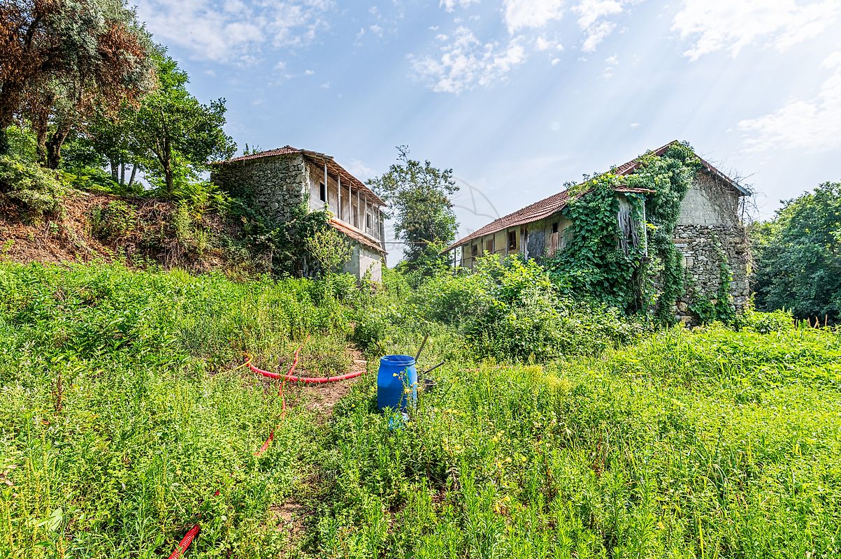 Moradia - Vila Cova da Lixa e Borba de Godim, Felgueiras, Porto