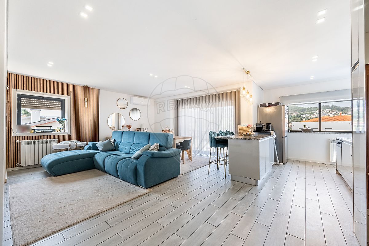 Apartamento T3 à venda em Póvoa de Lanhoso