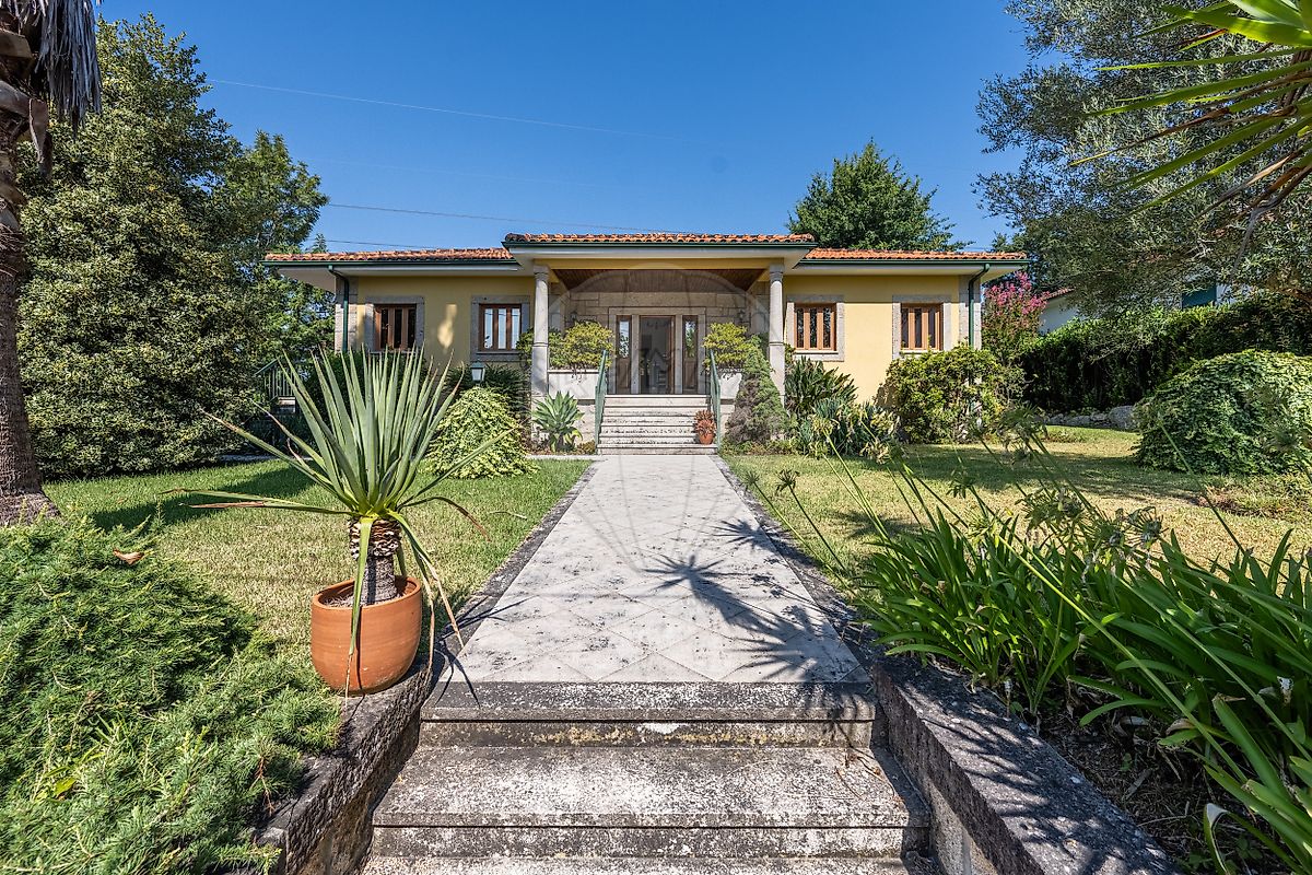 Moradia T4 - Verim, Friande e Ajude, Póvoa de Lanhoso, Braga