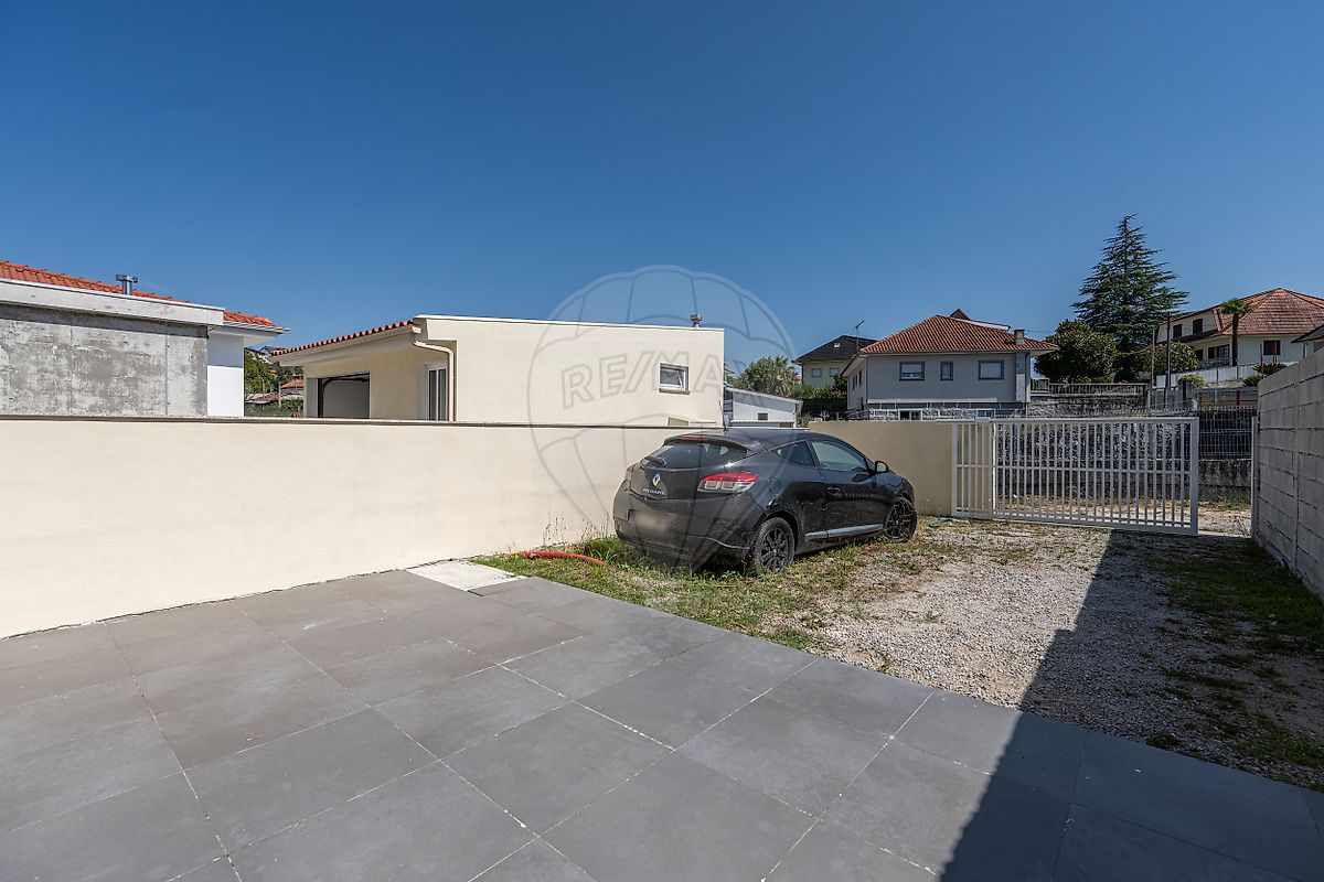Apartamento T2 à venda em Taíde, Póvoa de Lanhoso — foto 17