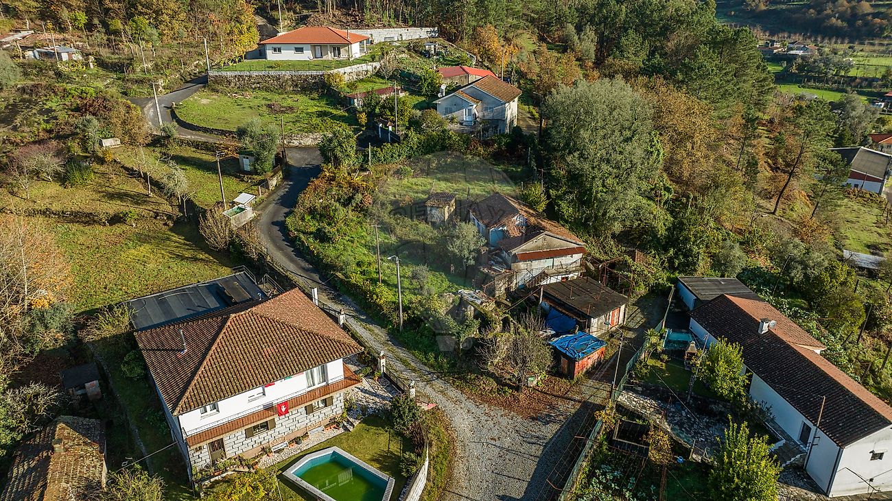 Moradia T1 à venda em Fonte Arcada e Oliveira, Póvoa de Lanhoso — foto 8
