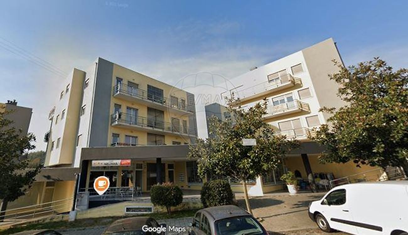 Apartamento T2 à venda em Lousada