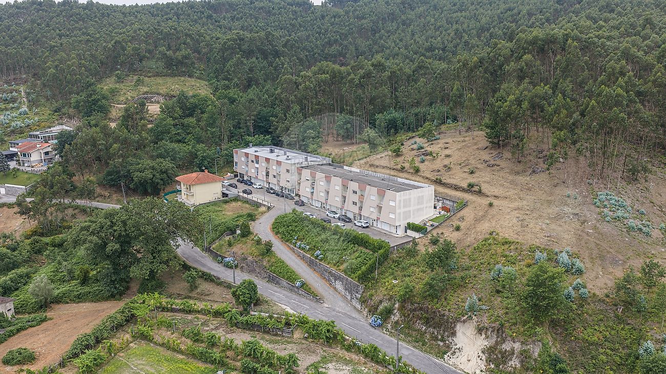 Moradia T4 à venda em Galegos, Póvoa de Lanhoso — foto 2