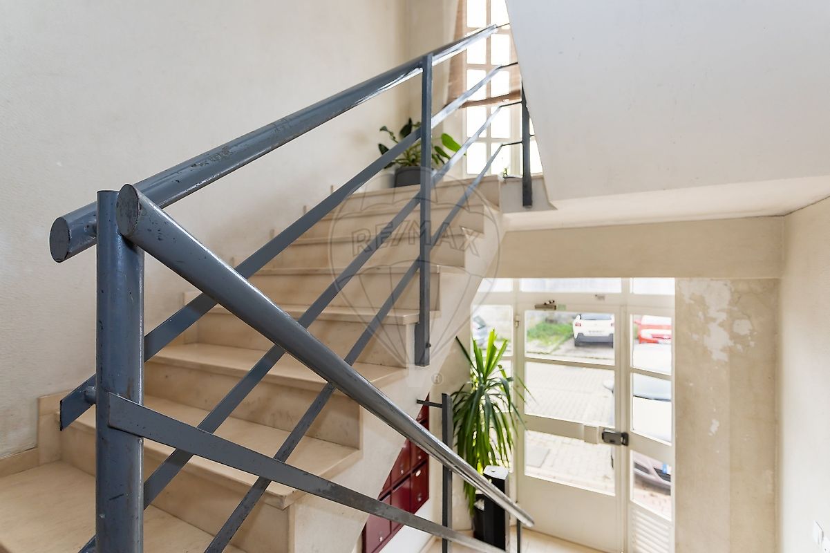listing 125321023-160 picture-0