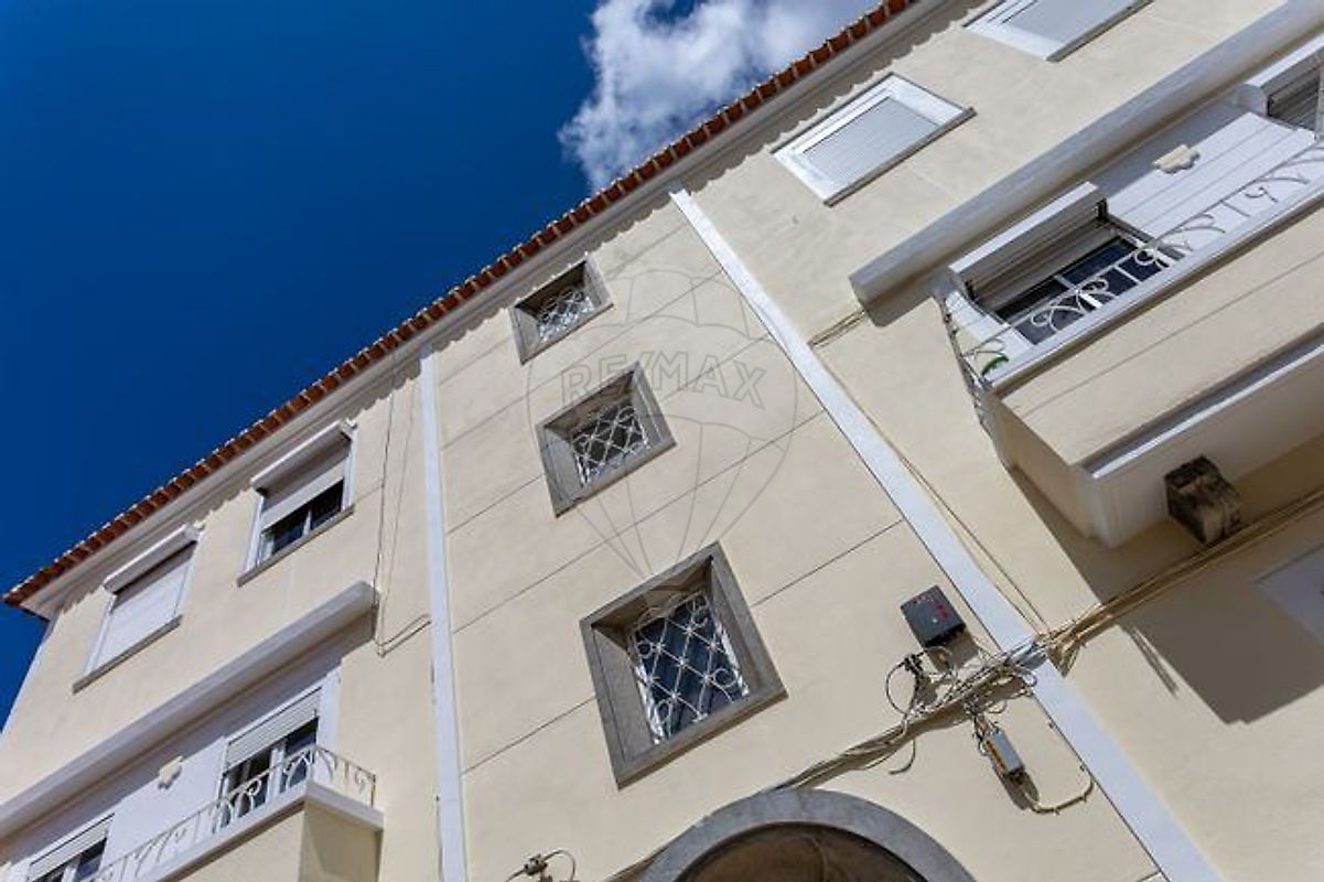 Apartamento T2 à venda em Amadora