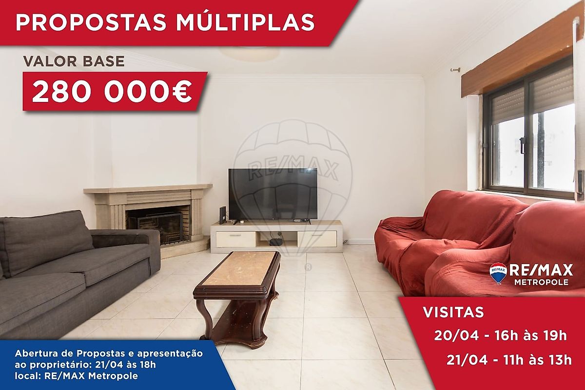 Apartamento T3 à venda em Amadora