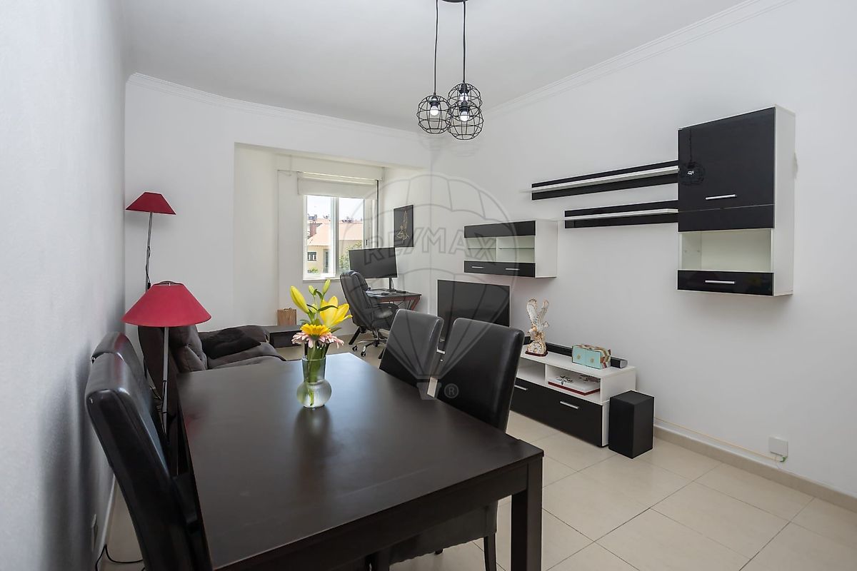 Apartamento T2 à venda em Sintra