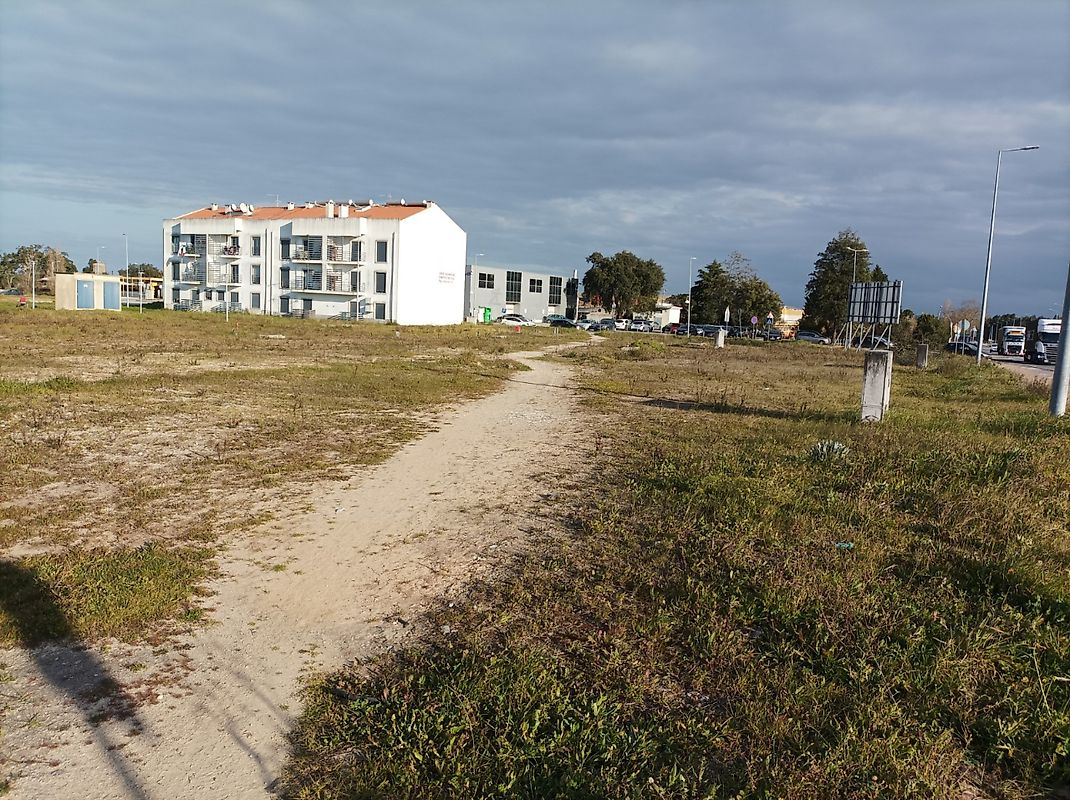 Land for sale in Vendas Novas, Portugal — €90,000