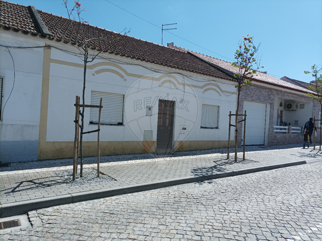 Moradia T2 para venda