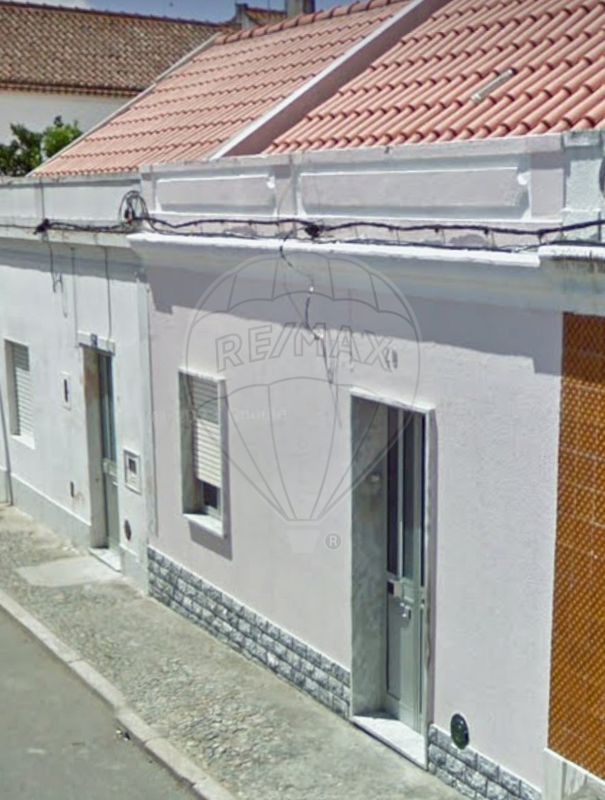 Moradia T2 para venda