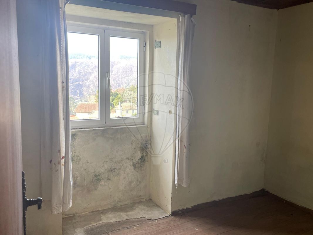 listing 125361080-3 picture-0