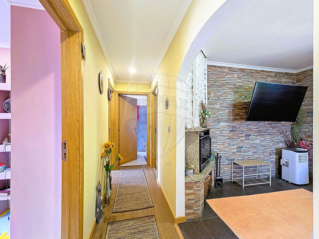 listing 125361082-1 picture-0