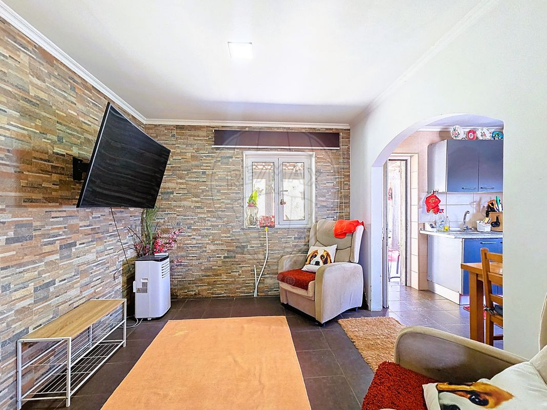 listing 125361082-1 picture-0