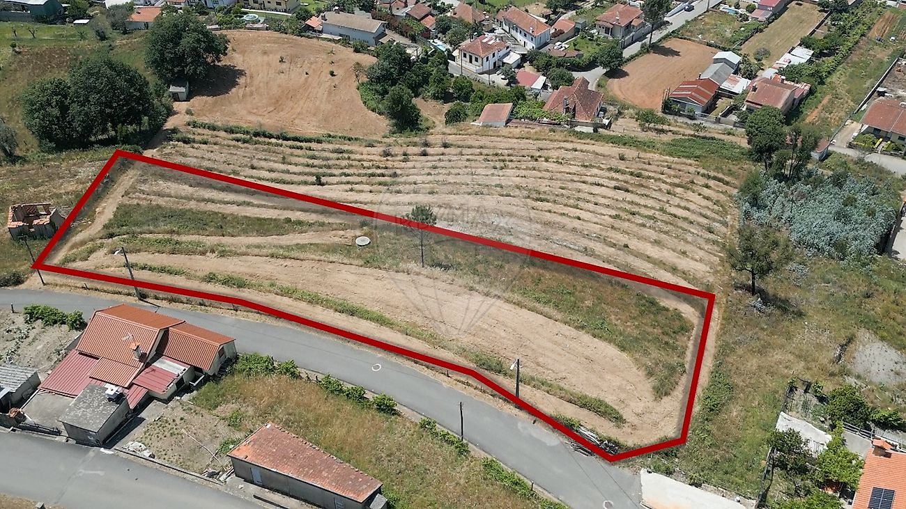 Terreno à venda em Albergaria-a-Velha