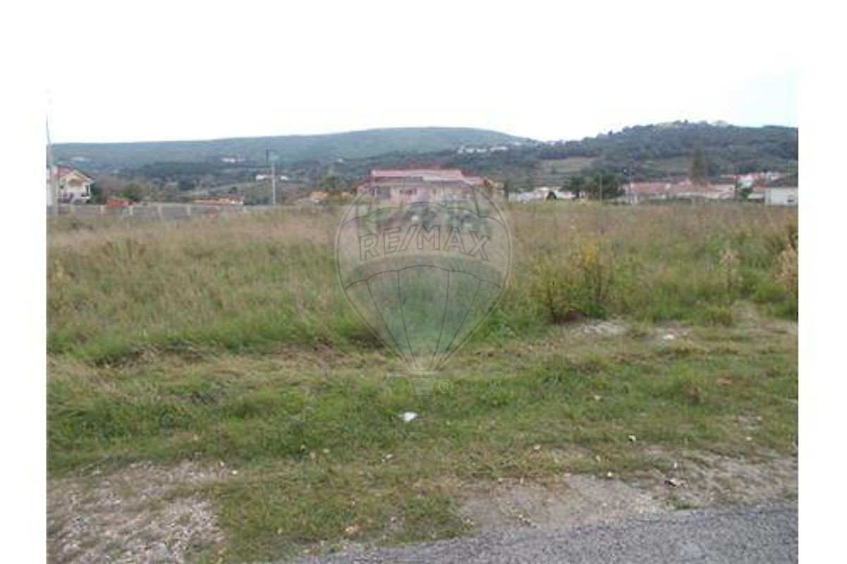 Land for sale in Porto de Mós, Portugal — €62,500