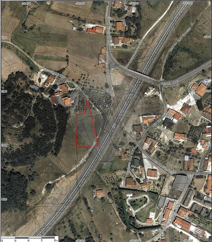 Terreno à venda em Porto de Mós