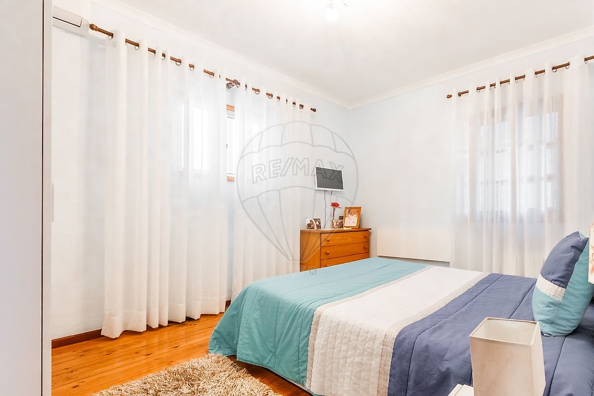 listing 125381070-24 picture-0