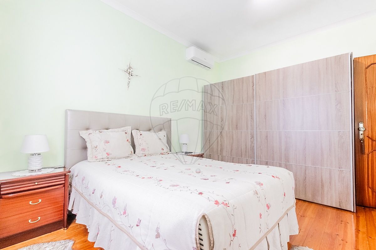 listing 125381070-24 picture-0