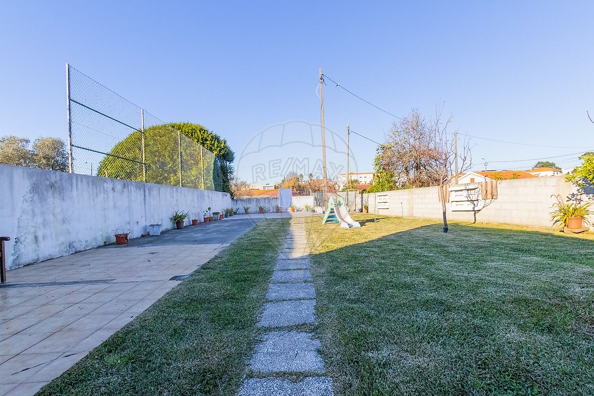 listing 125381070-24 picture-0