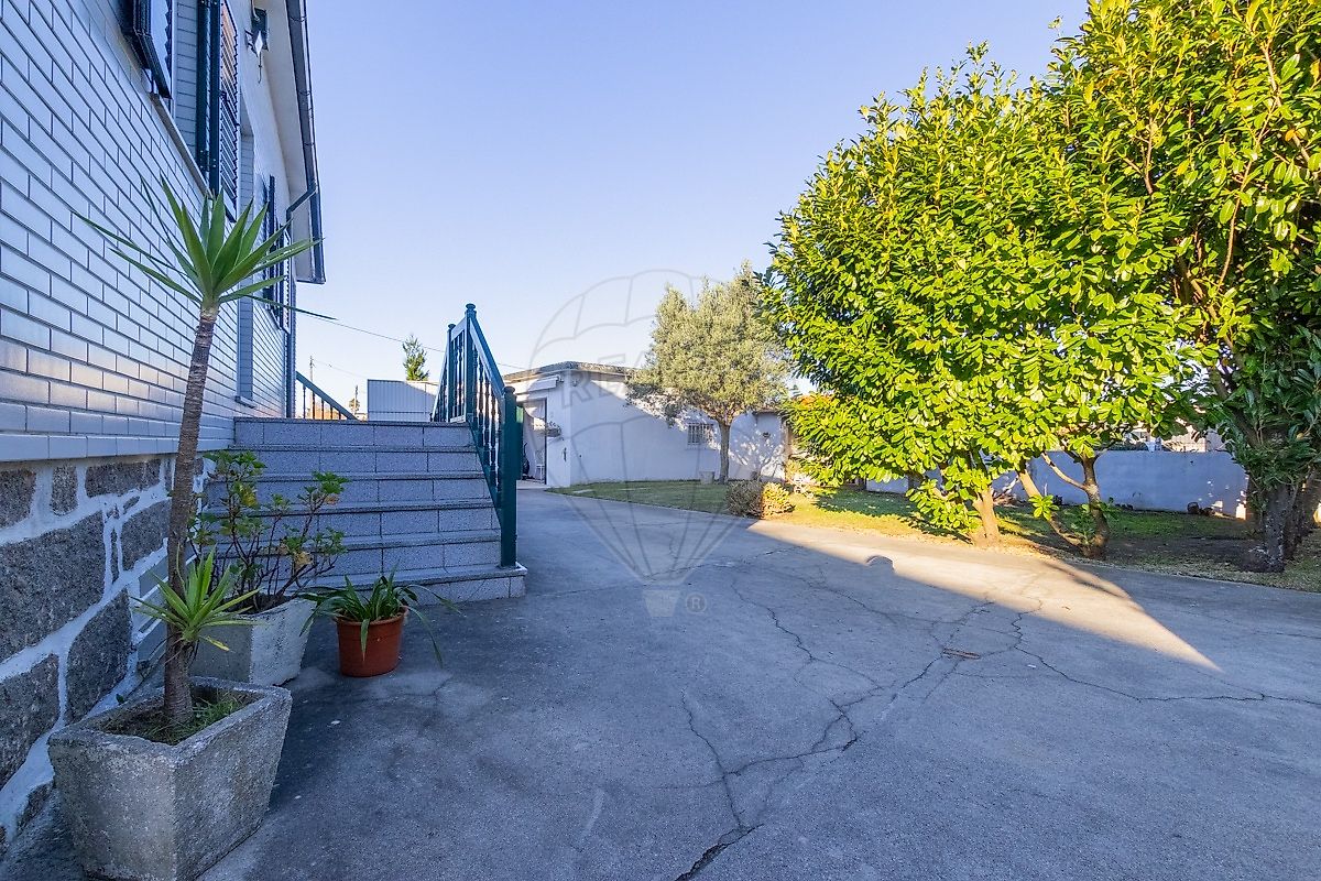listing 125381070-24 picture-0