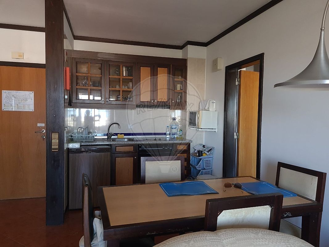 Apartamento T2 à venda em Albufeira